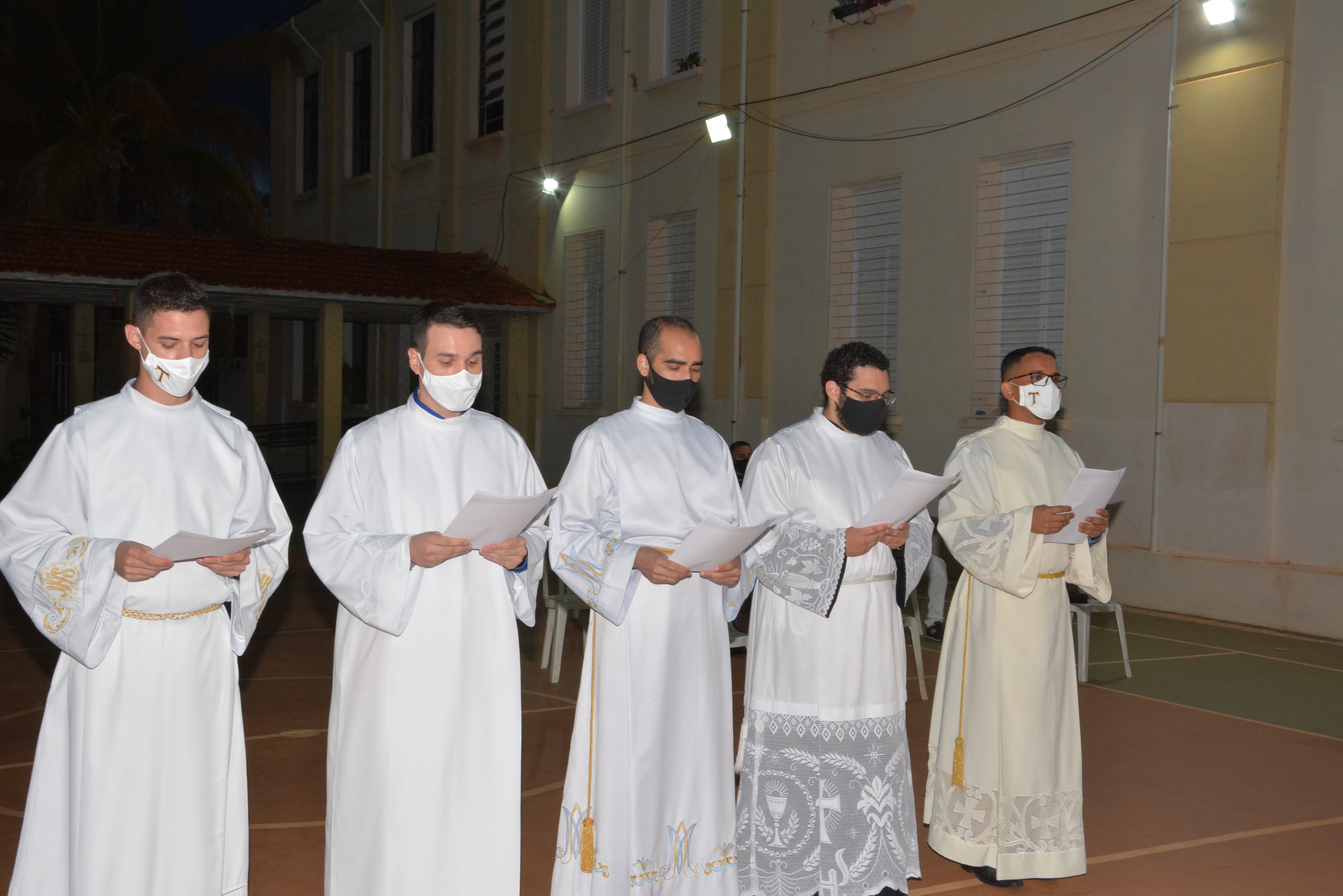 Seminaristas são admitidos às Ordens